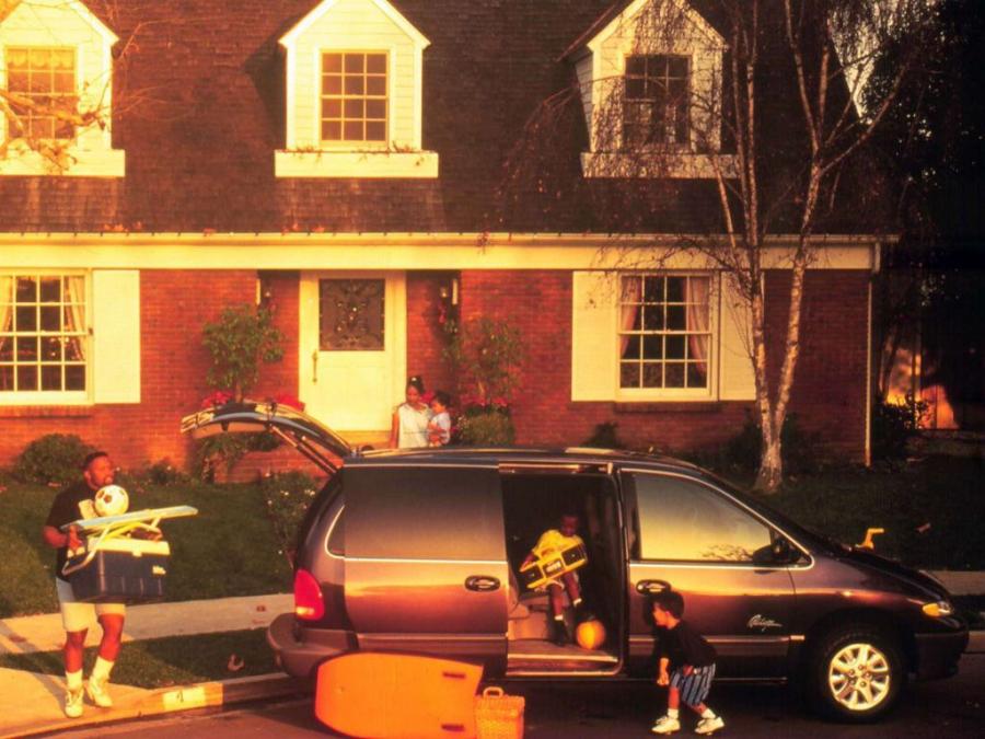  Plymouth Voyager 1995 года  (фото 3 из 6)